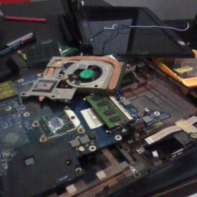 Service Laptop Service Laptop